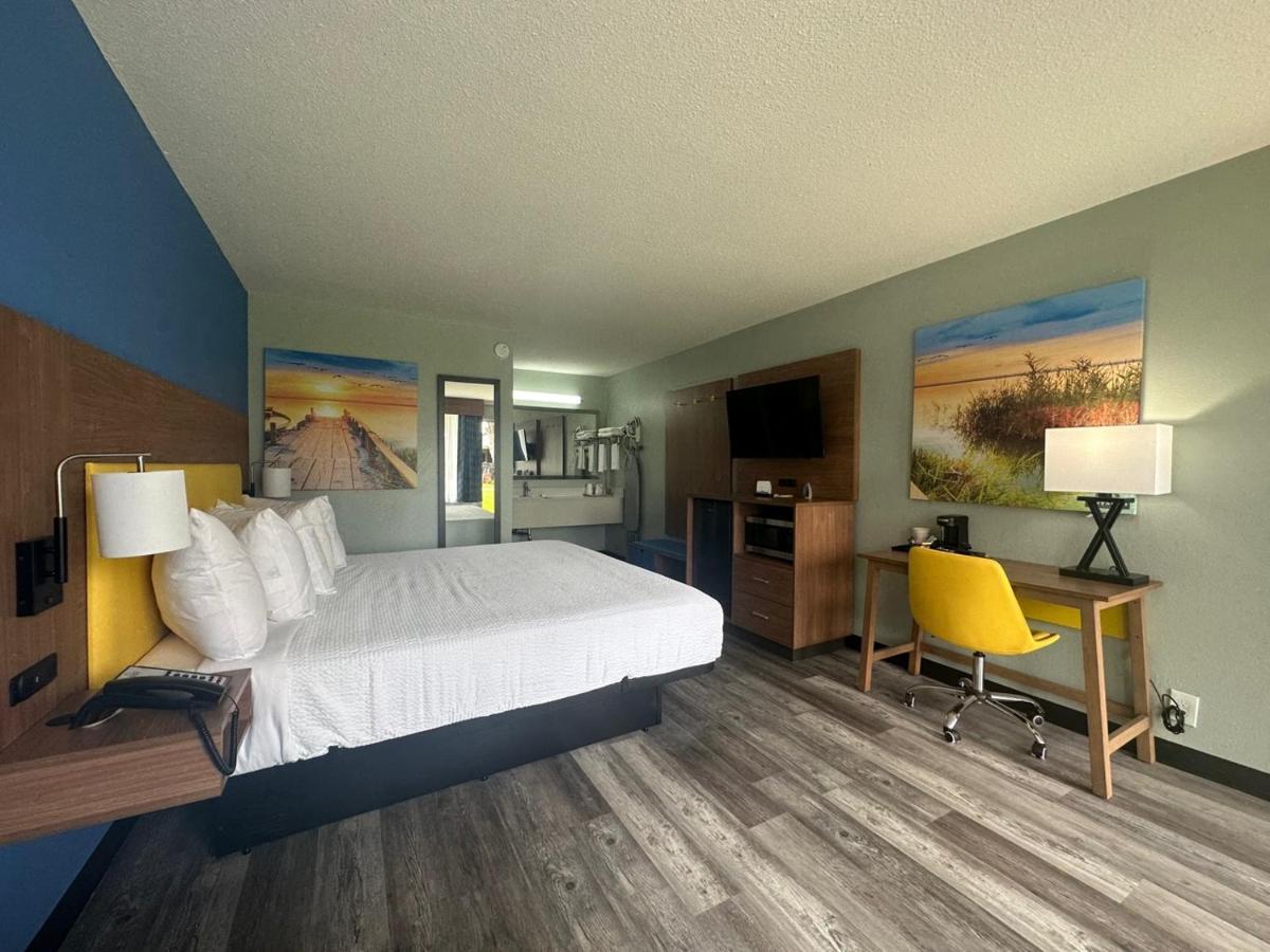 Days Inn & Suites By Wyndham Jennings Exteriér fotografie