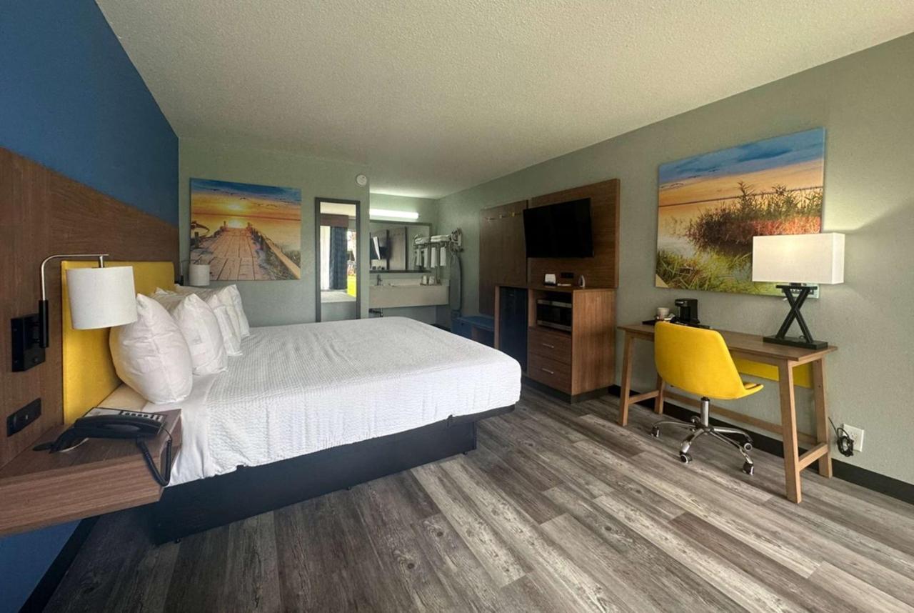 Days Inn & Suites By Wyndham Jennings Exteriér fotografie